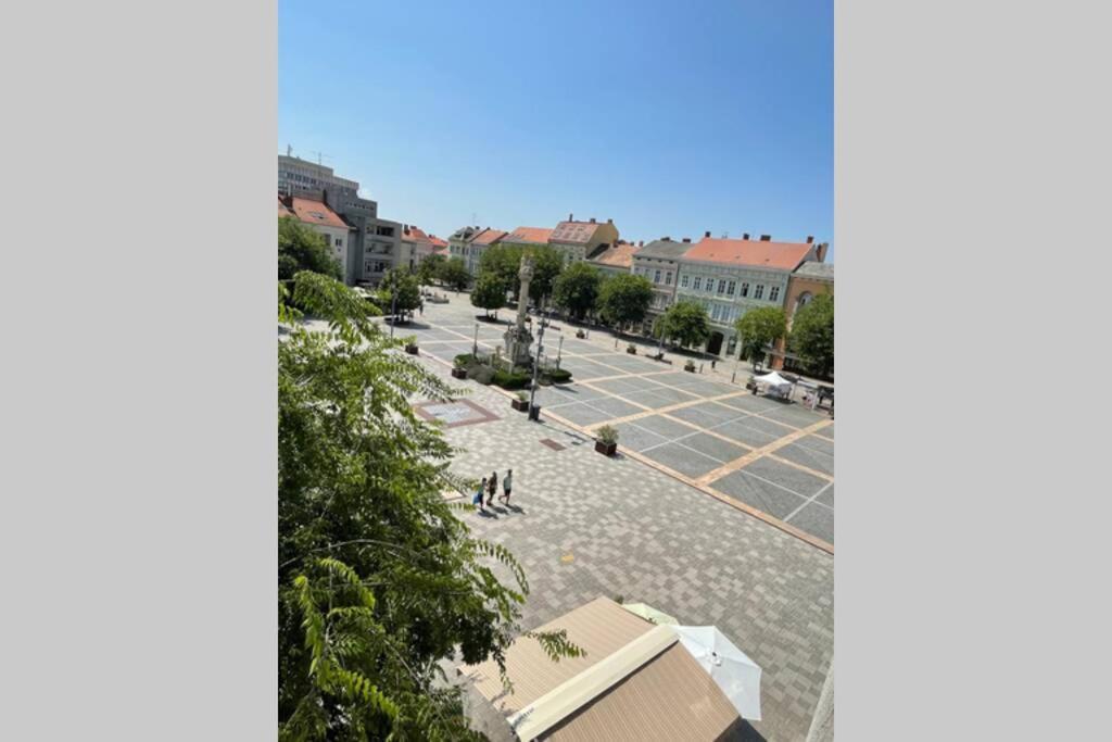 Luxus A Varos Felett Szombathely Exterior photo